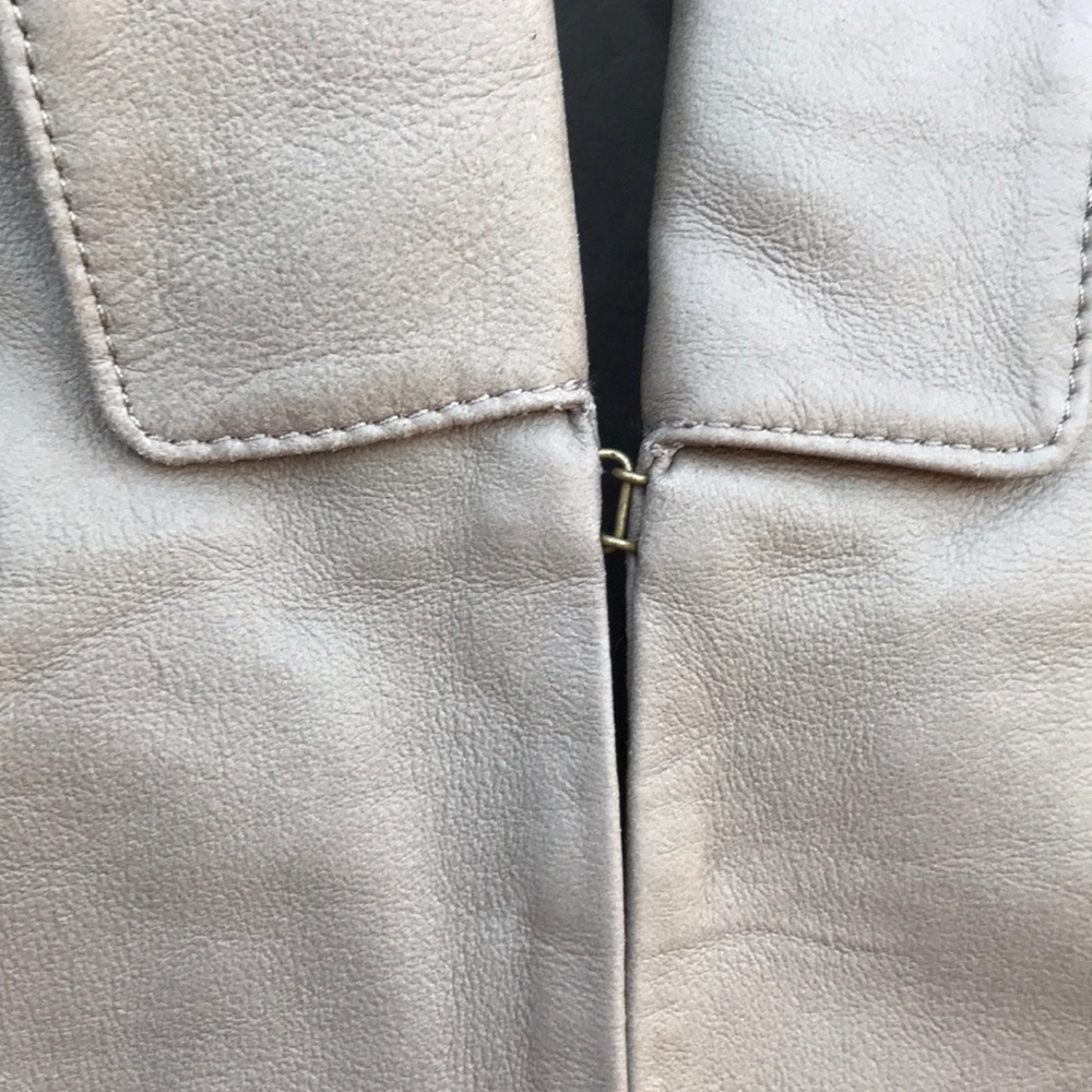 Veda jacket - Picture 7 of 8